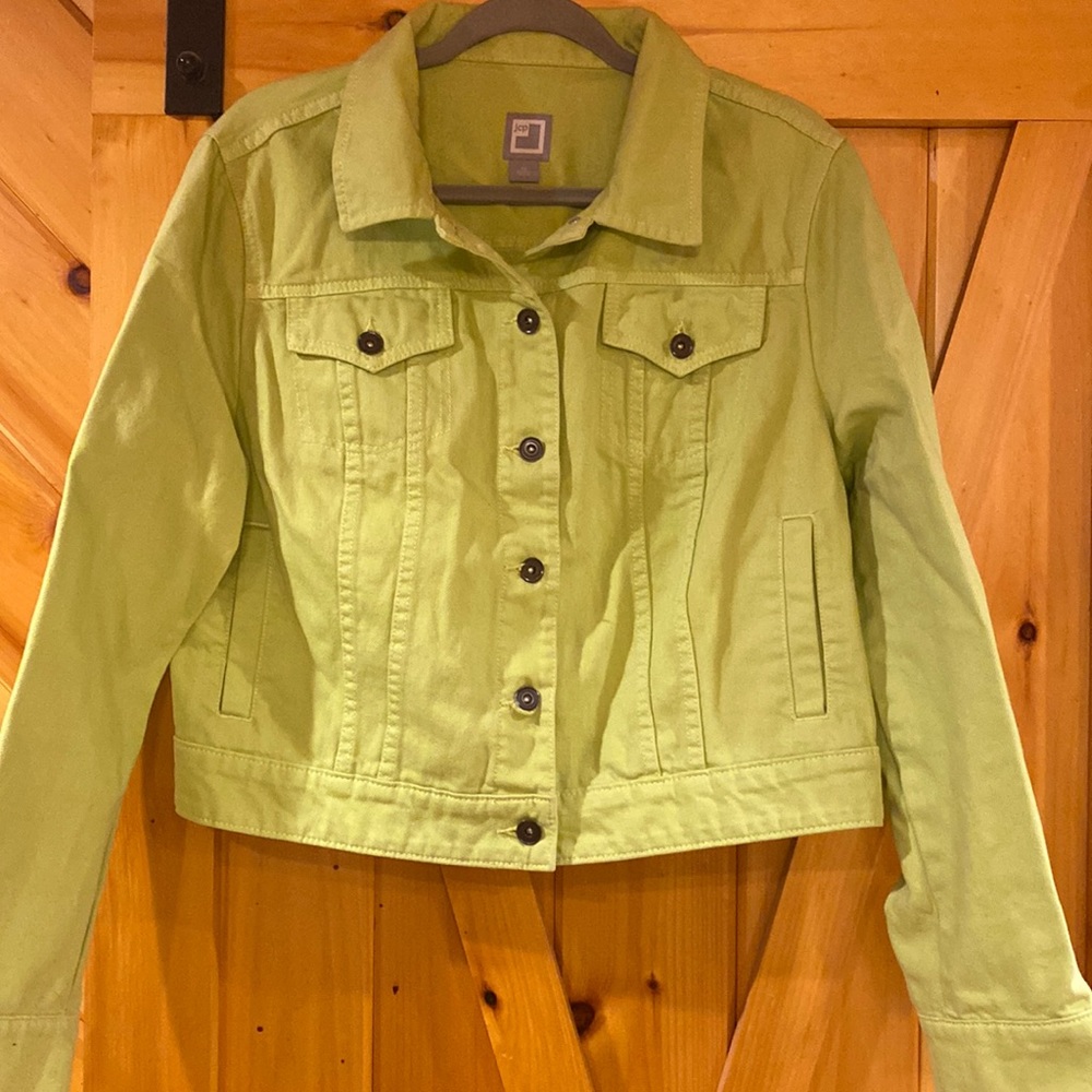 Women’s Jean Jacket